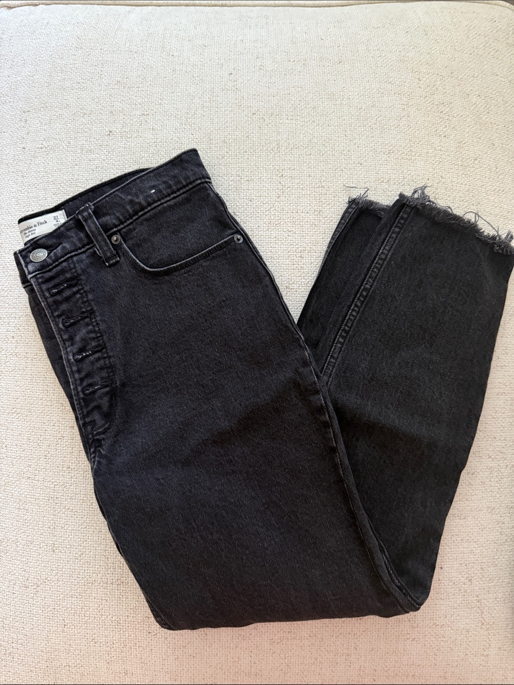 Abercrombie & Fitch Black High-Rise Straight Jeans with Raw Hem